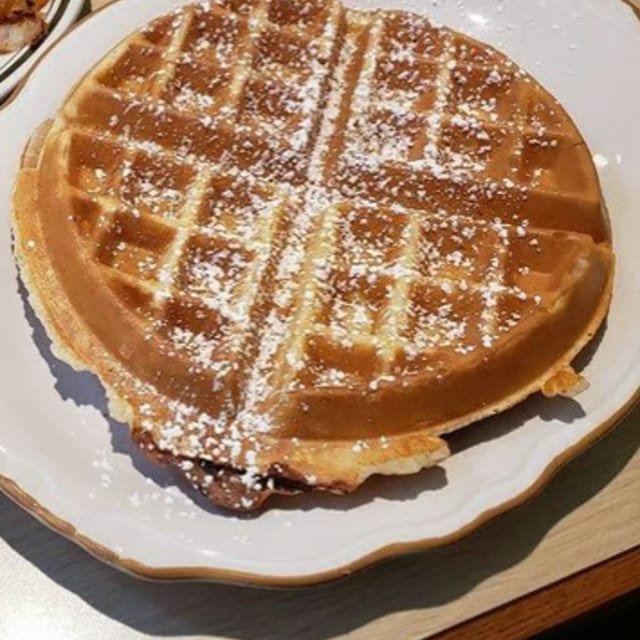 Waffle Deluxe.
