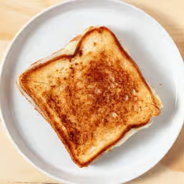 Grilled Cheese Deluxe.